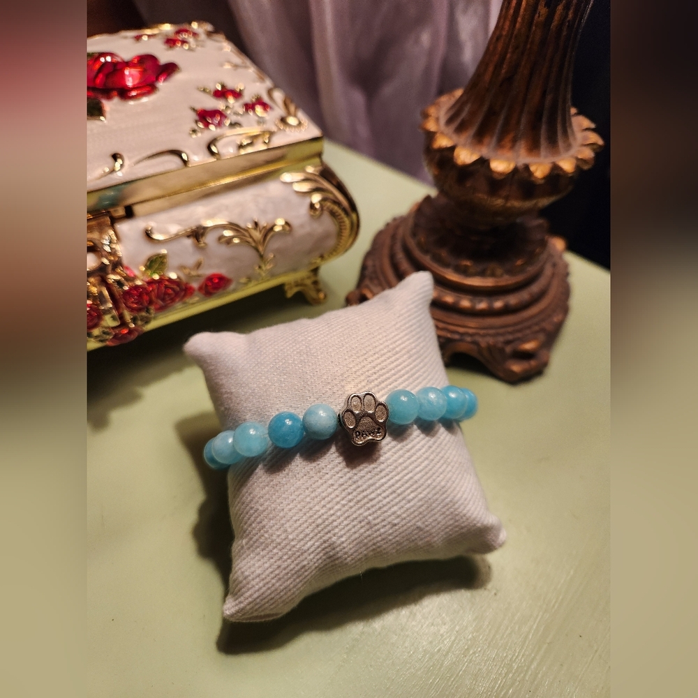 🎀Blue Beaded Bracelet with Paw Charm🎀